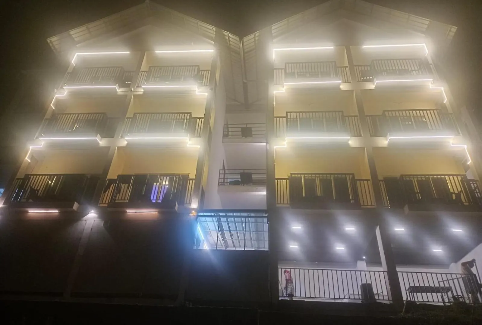 Misty Blow Palace Munnar Indie