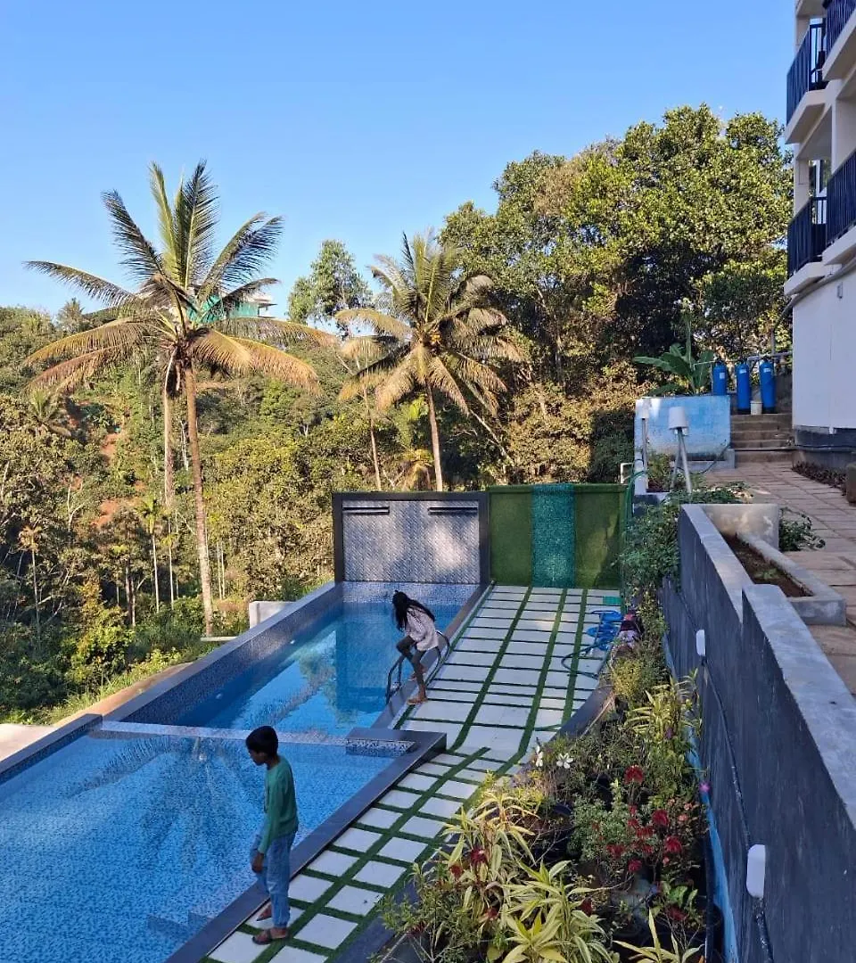 Misty Blow Palace Munnar Hotel